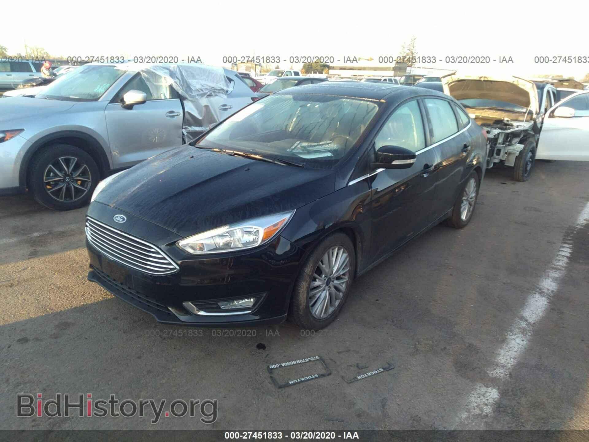 2018 FORD FOCUS - VIN: 1FADP3J23JL323415 - Фото 2
