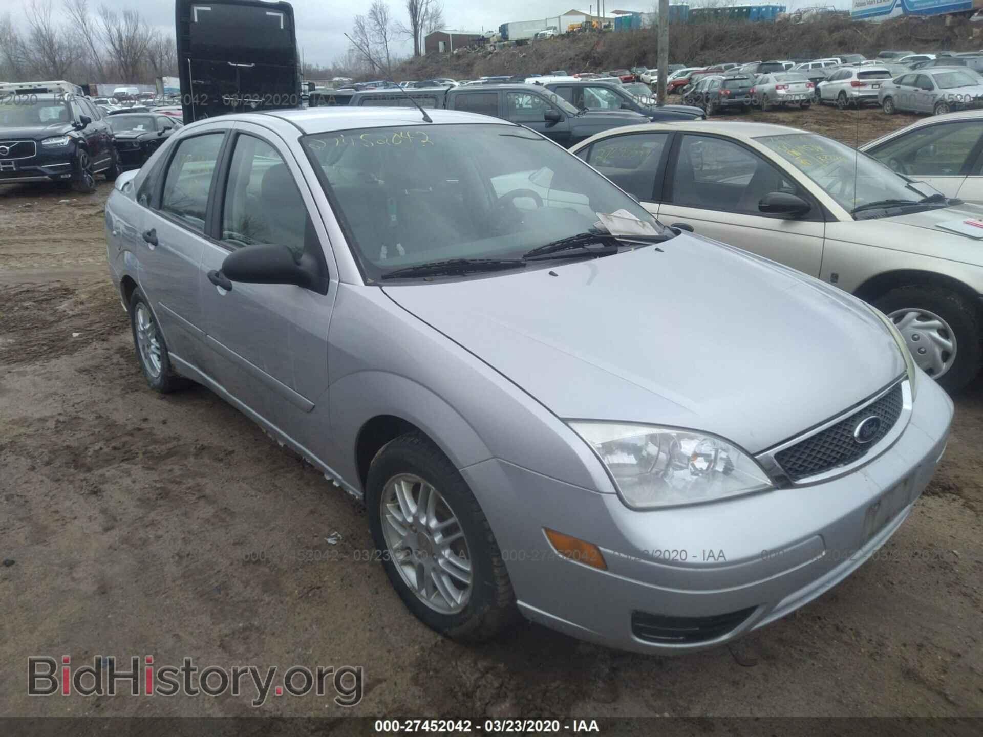 Фотография 1FAFP34N95W147098 - Ford Focus 2005