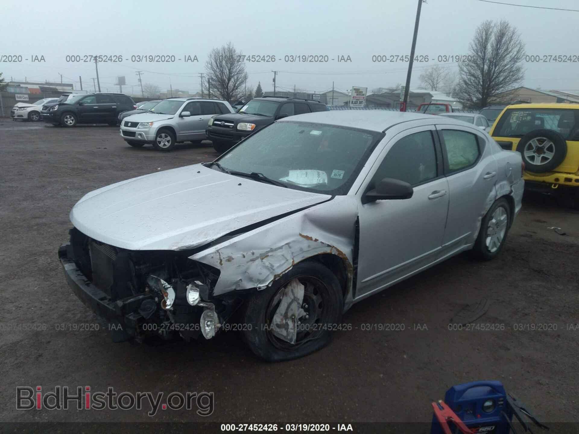 2011 DODGE AVENGER - VIN: 1B3BD4FB8BN586709 - Photo 2