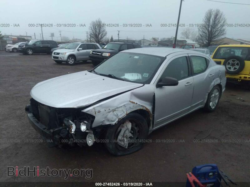 2011 Dodge AVENGER (VIN 1B3BD4FB8BN586709) — фото 2 из 11