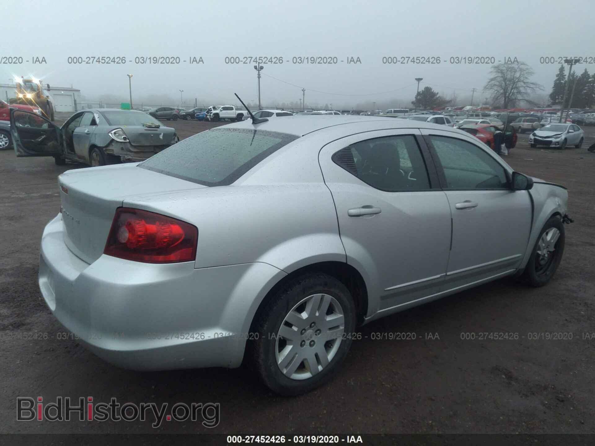 2011 DODGE AVENGER - VIN: 1B3BD4FB8BN586709 - Photo 4