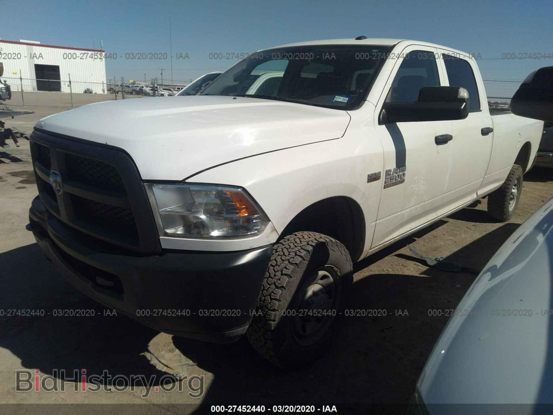 2018 RAM 2500 - VIN: 3C6UR5HJ0JG279178 - Фото 2
