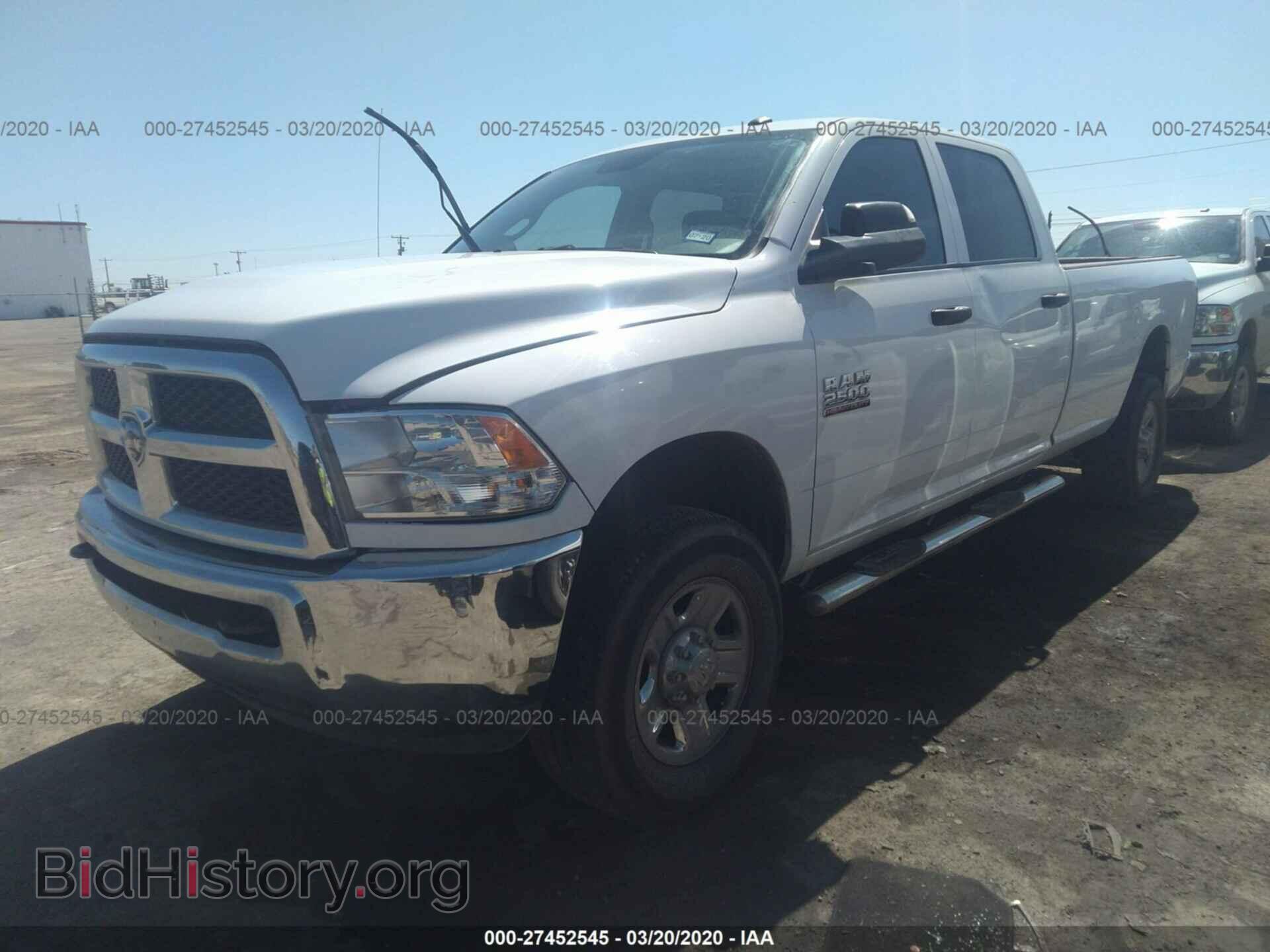 2018 RAM 2500 - VIN: 3C6UR5HL7JG283696 - Photo 2