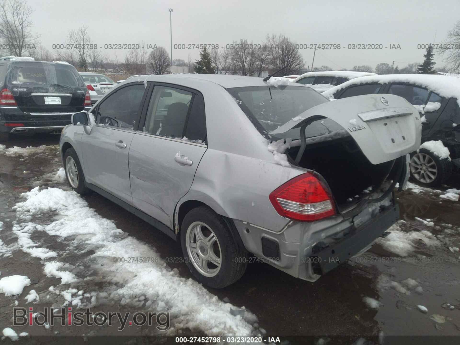 2007 NISSAN VERSA - VIN: 3N1BC11EX7L447824 - Фото 3