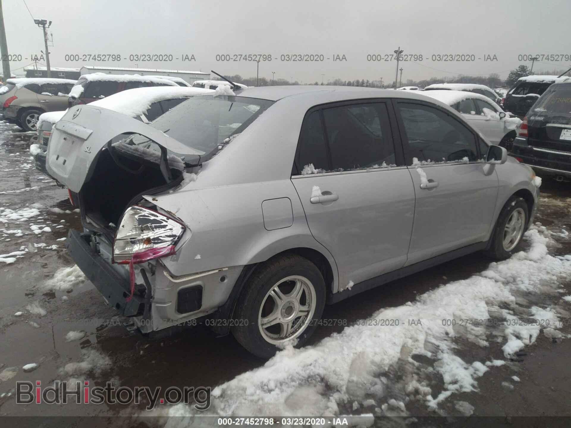2007 NISSAN VERSA - VIN: 3N1BC11EX7L447824 - Фото 4