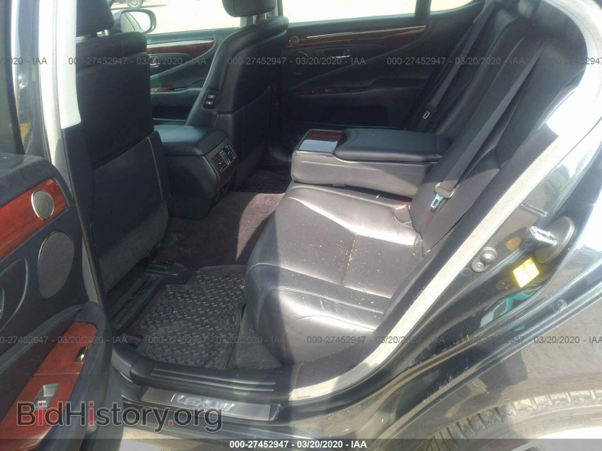 2010 LEXUS LS - VIN: JTHBL5EF7A5096772 - Photo 8
