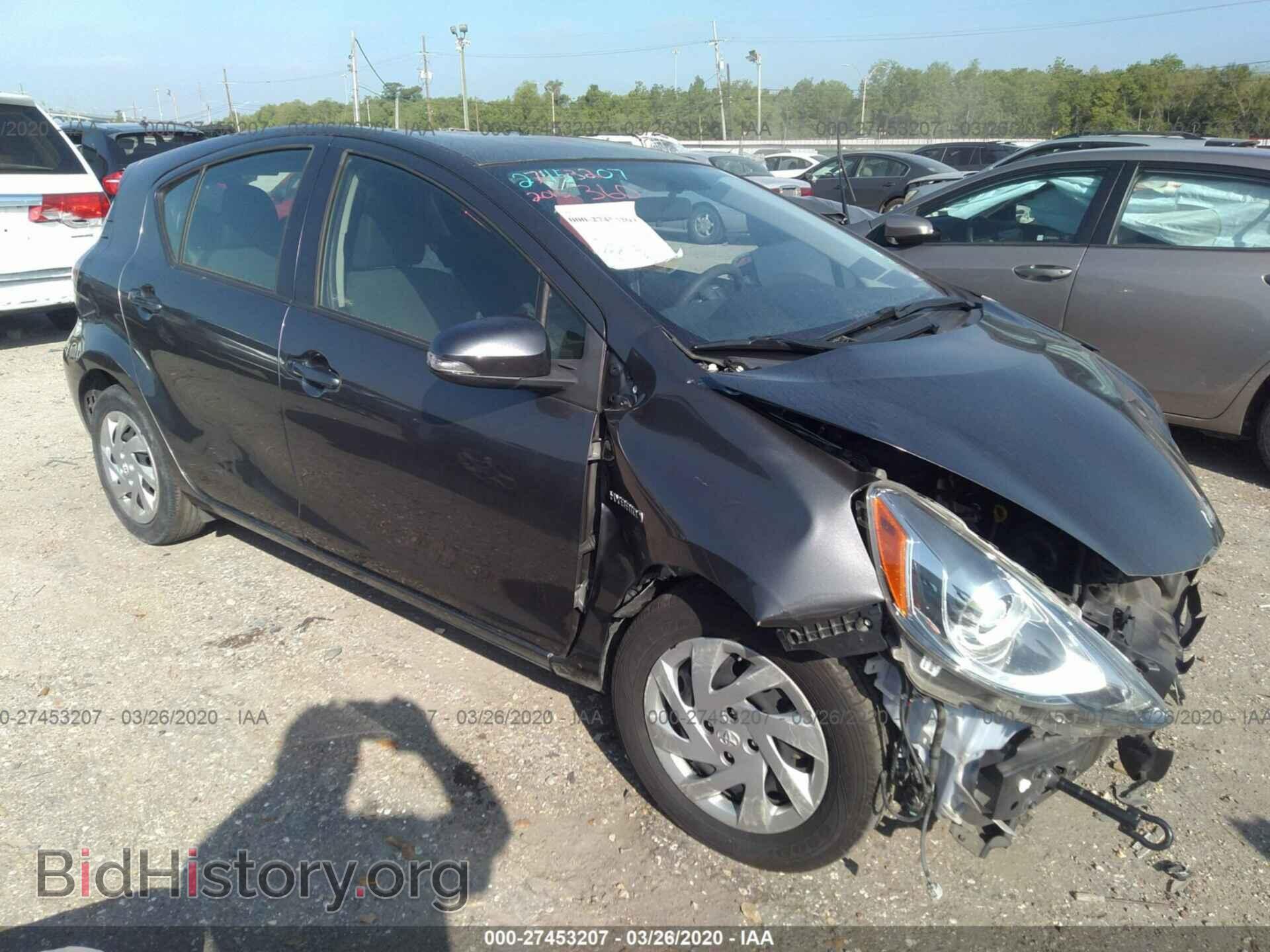 Фотография JTDKDTB30F1113620 - TOYOTA PRIUS C 2015