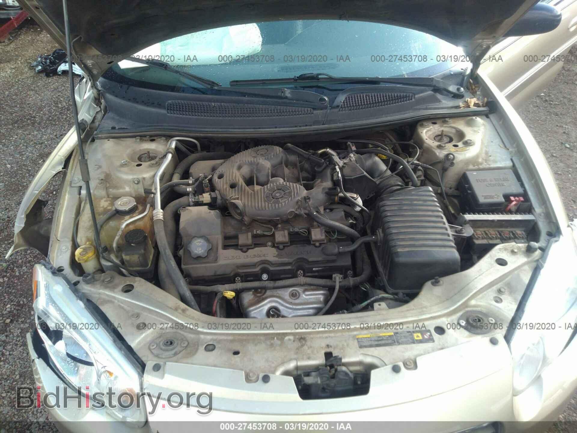 2005 CHRYSLER SEBRING - VIN: 1C3EL55RX5N566487 - Фото 10