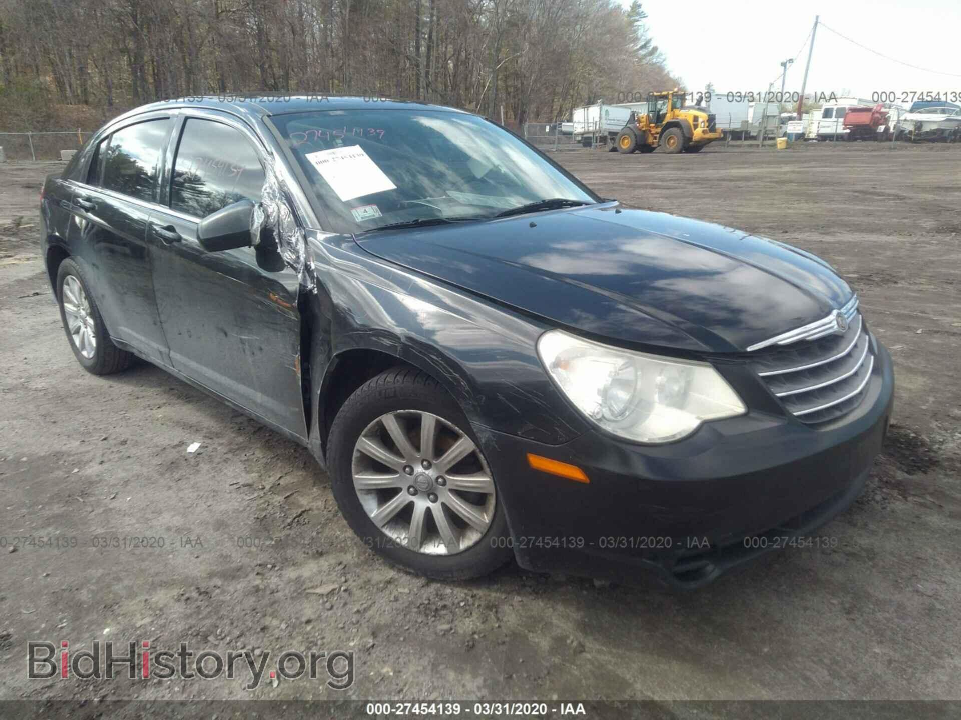 Photo 1C3CC5FB3AN203516 - CHRYSLER SEBRING 2010