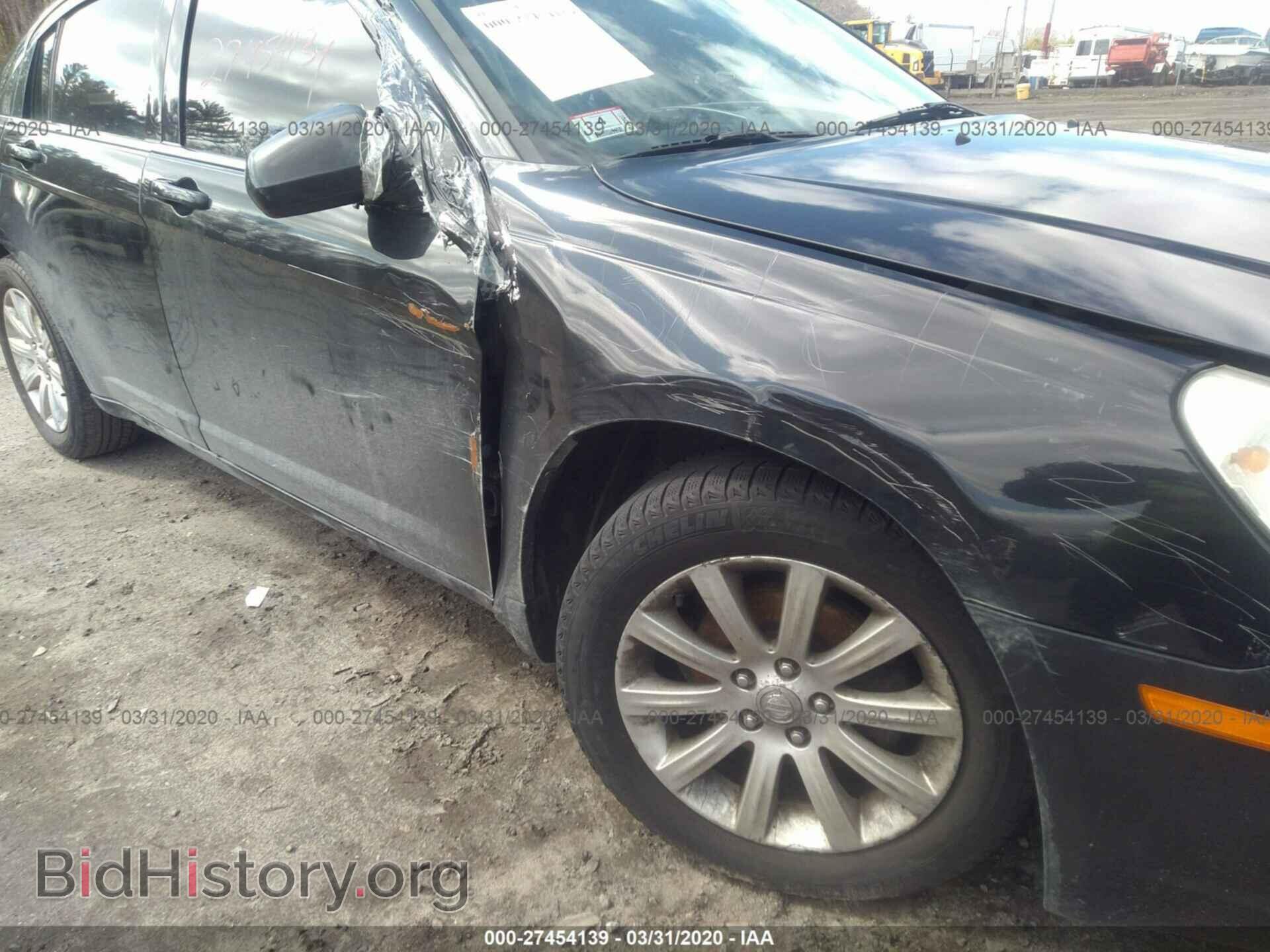 2010 CHRYSLER SEBRING - VIN: 1C3CC5FB3AN203516 - Фото 6