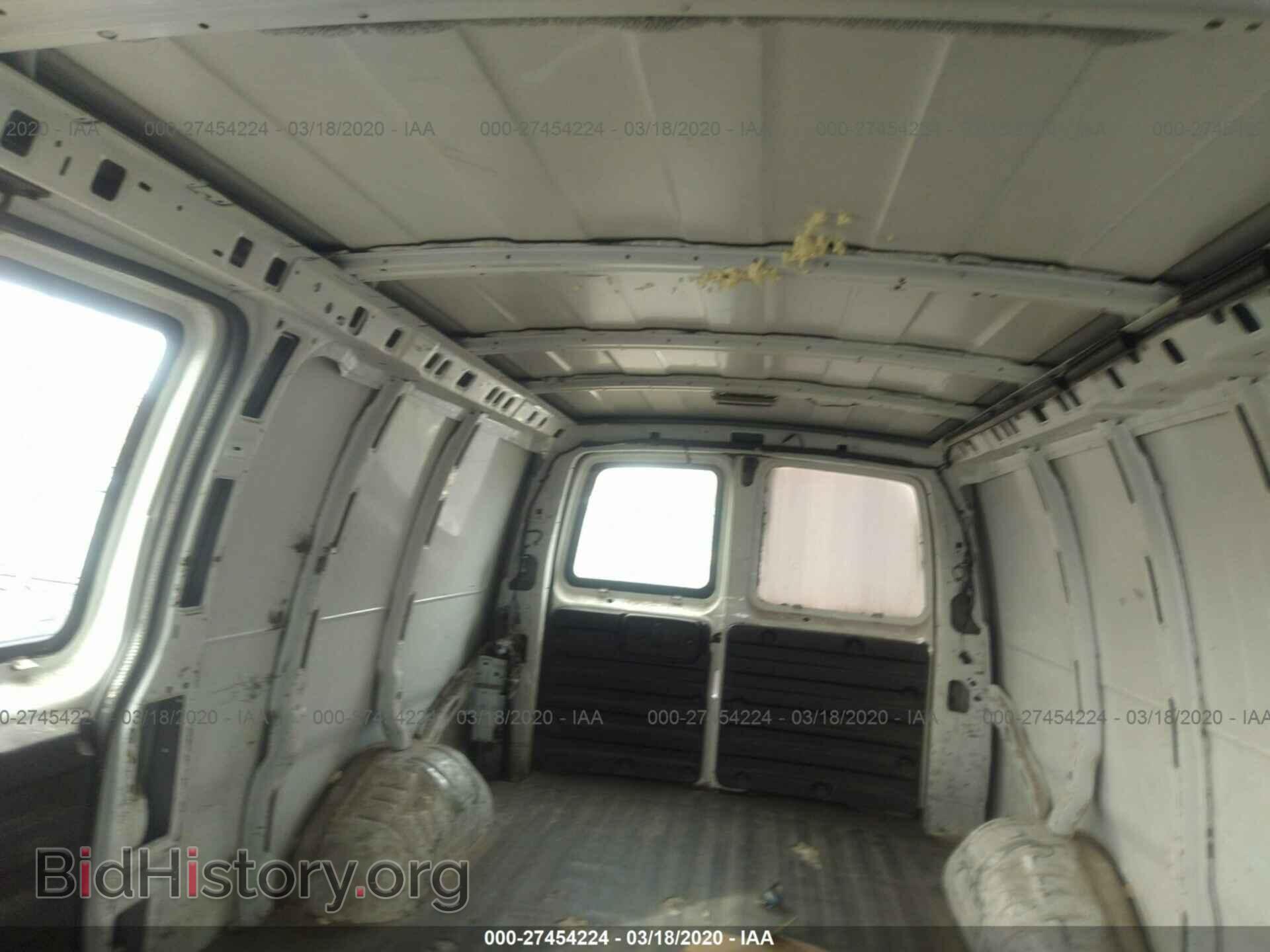 2011 GMC SAVANA - VIN: 1GTW7GCA8B1124260 - Фото 8