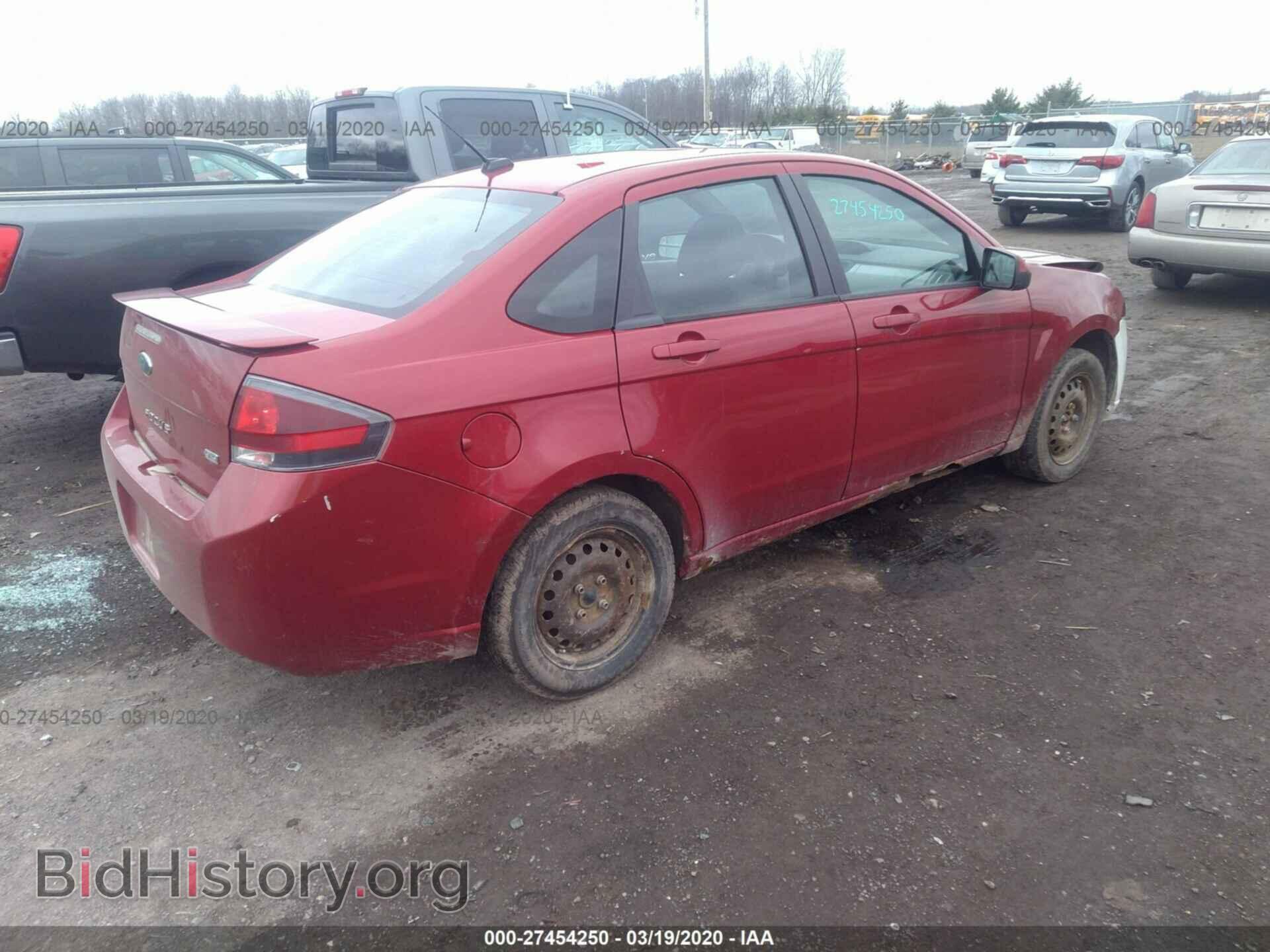 2010 FORD FOCUS - VIN: 1FAHP3GN9AW164692 - Фото 4