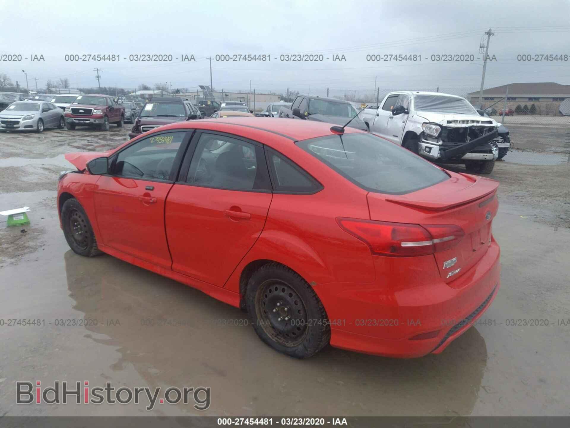 2016 FORD FOCUS - VIN: 1FADP3F22GL260101 - Фото 3