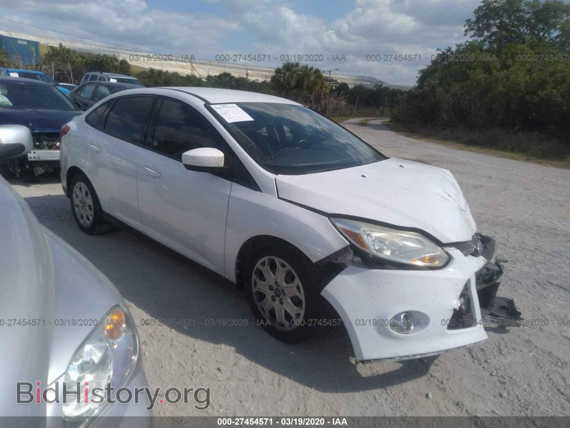 Photo 1FAHP3F23CL458164 - FORD FOCUS 2012