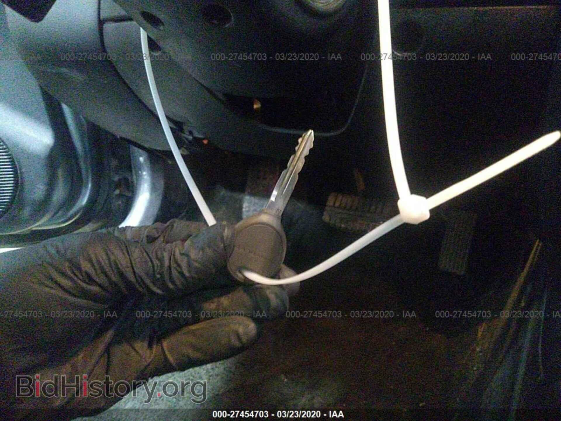 2004 CHRYSLER SEBRING - VIN: 4C3AG42G04E103710 - Photo 11