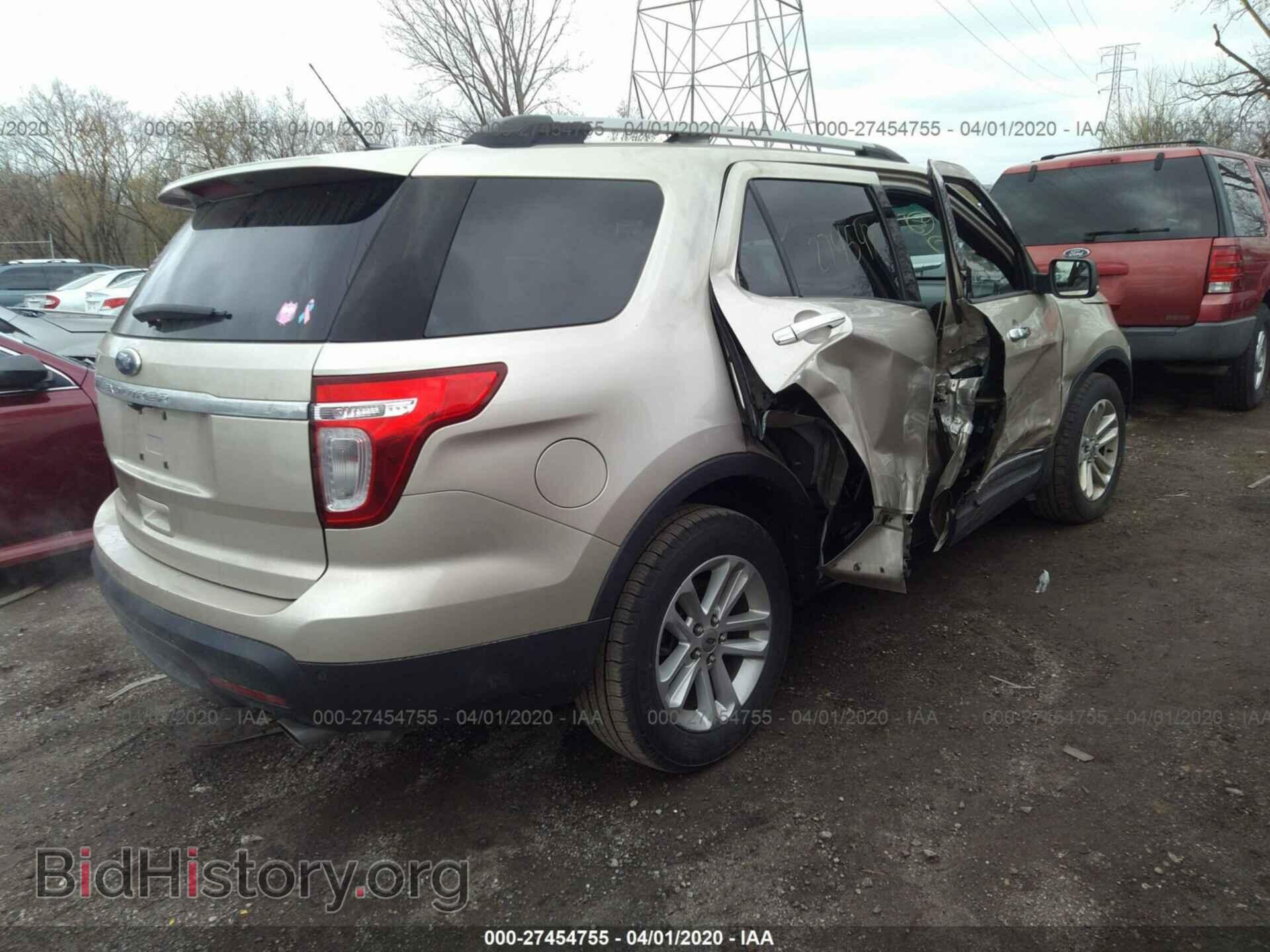 2011 Ford Explorer - VIN: 1FMHK7D82BGA82860 - Фото 4