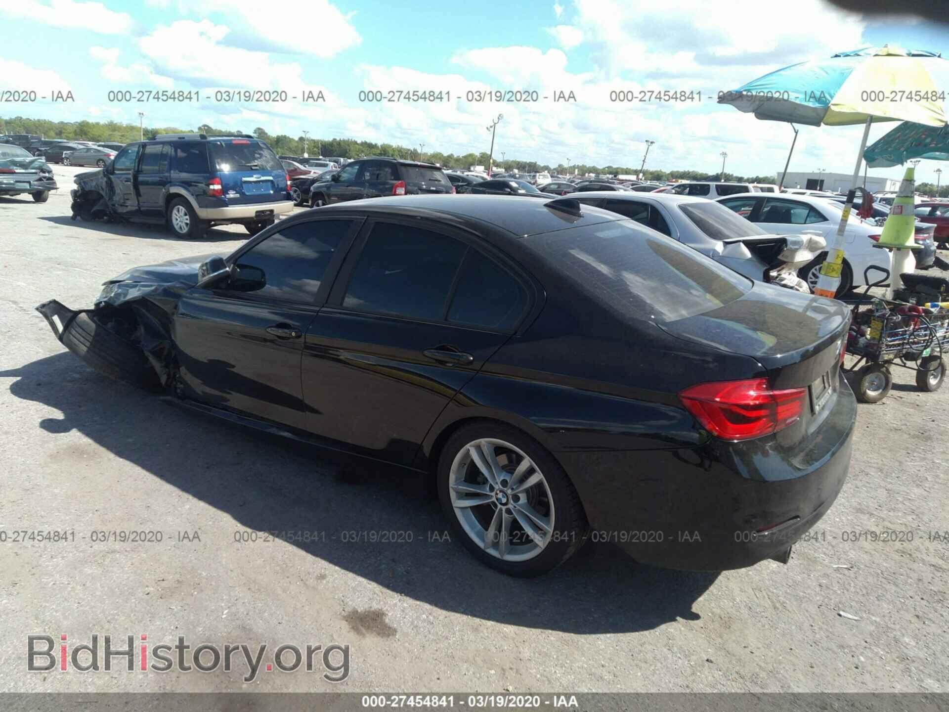 2017 BMW 320 - VIN: WBA8A9C35HK864503 - Photo 3