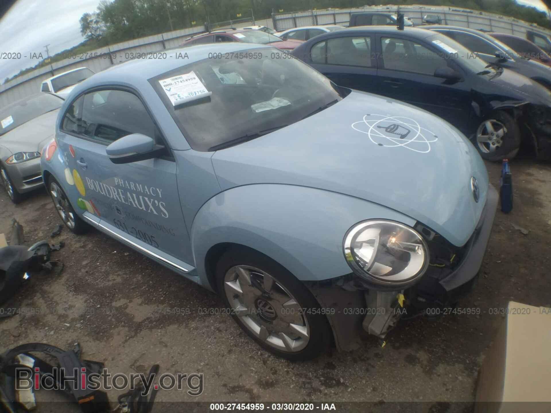Фотография 3VWJP7AT2CM603841 - VOLKSWAGEN BEETLE 2012
