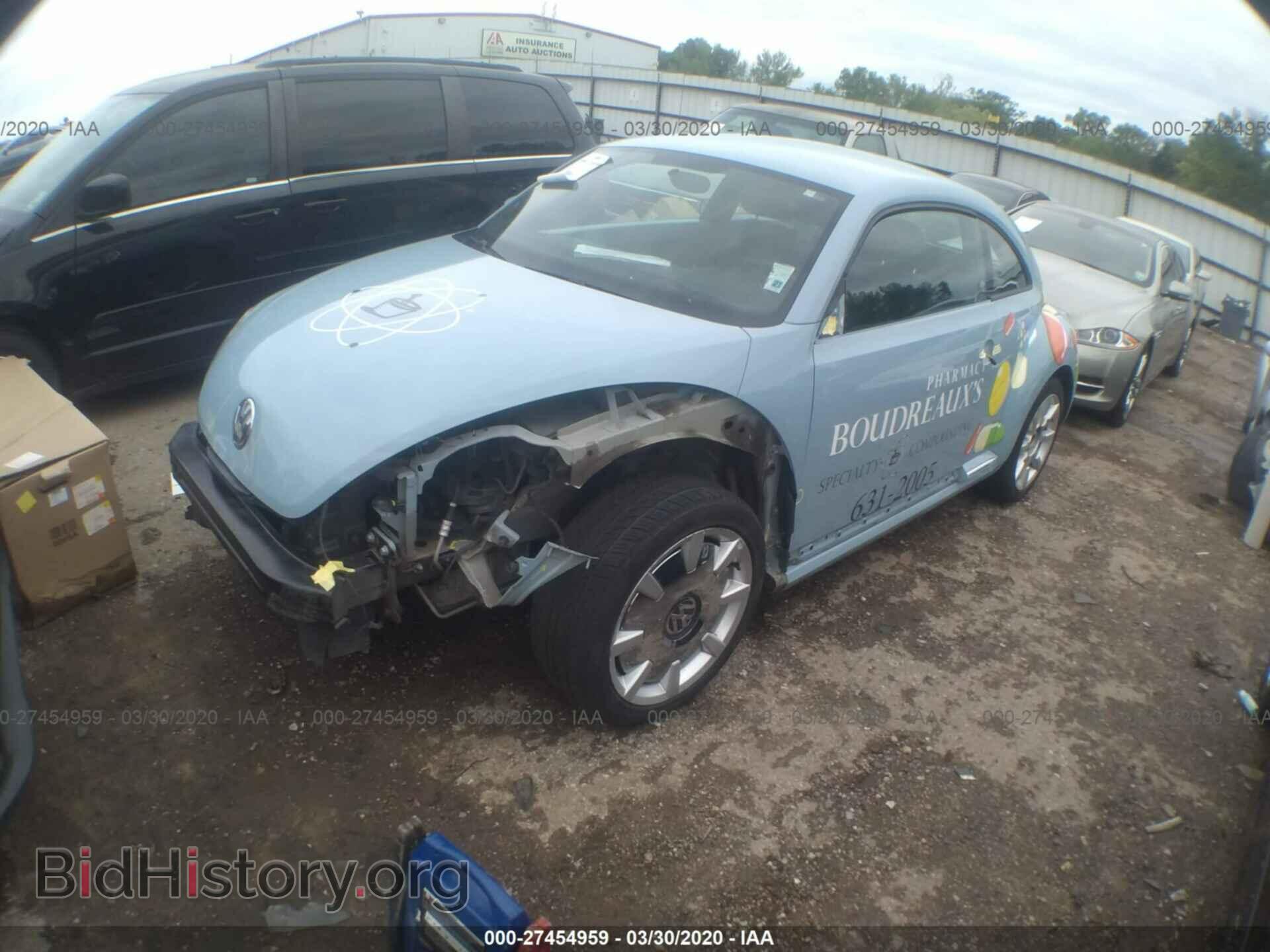 2012 VOLKSWAGEN BEETLE - VIN: 3VWJP7AT2CM603841 - Фото 2