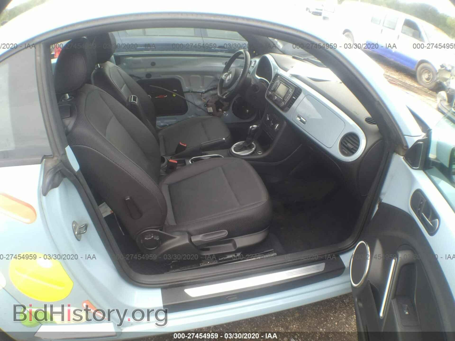 2012 VOLKSWAGEN BEETLE - VIN: 3VWJP7AT2CM603841 - Фото 5