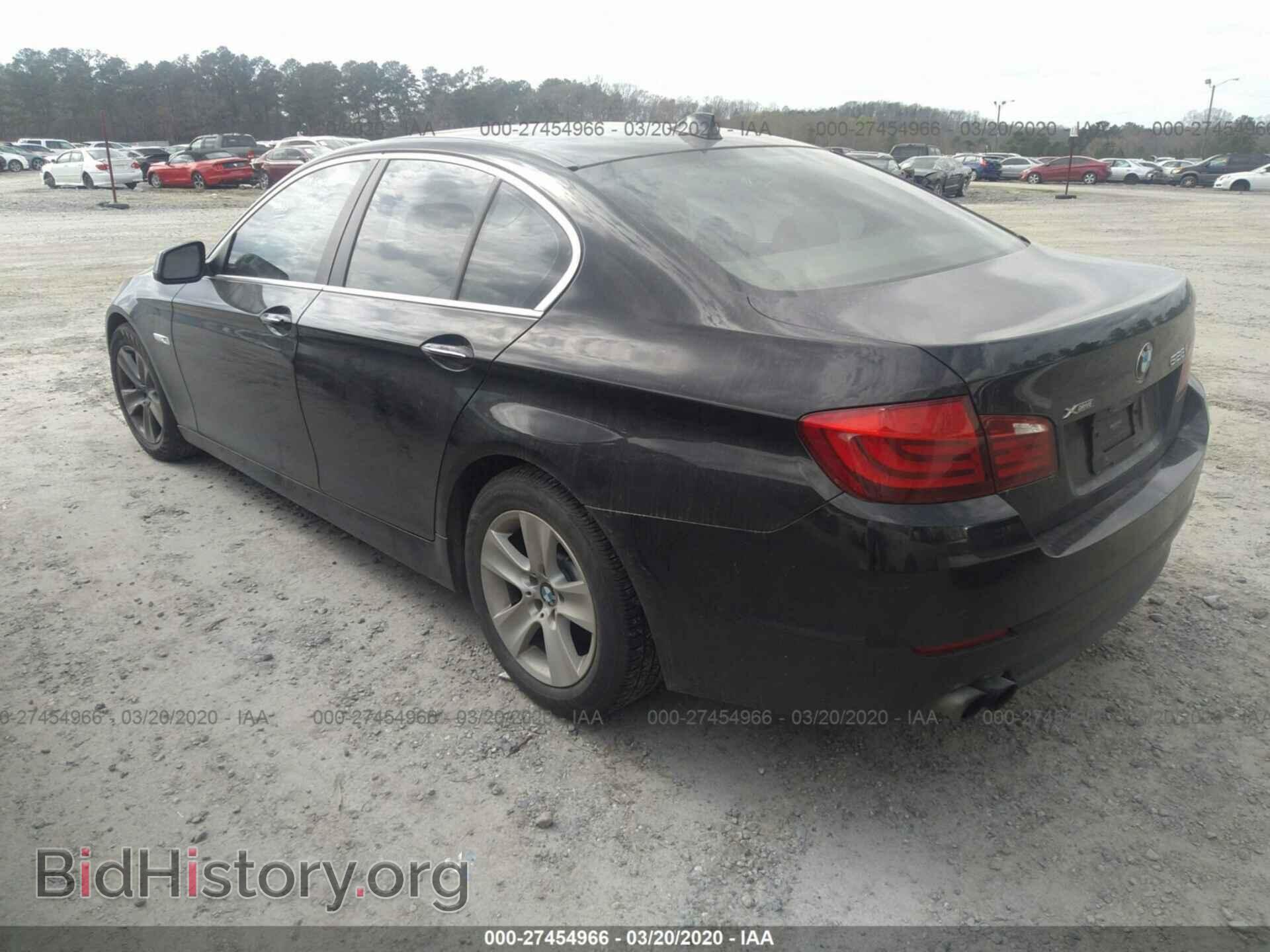 2013 BMW 528 - VIN: WBAXH5C53DDW12152 - Фото 3