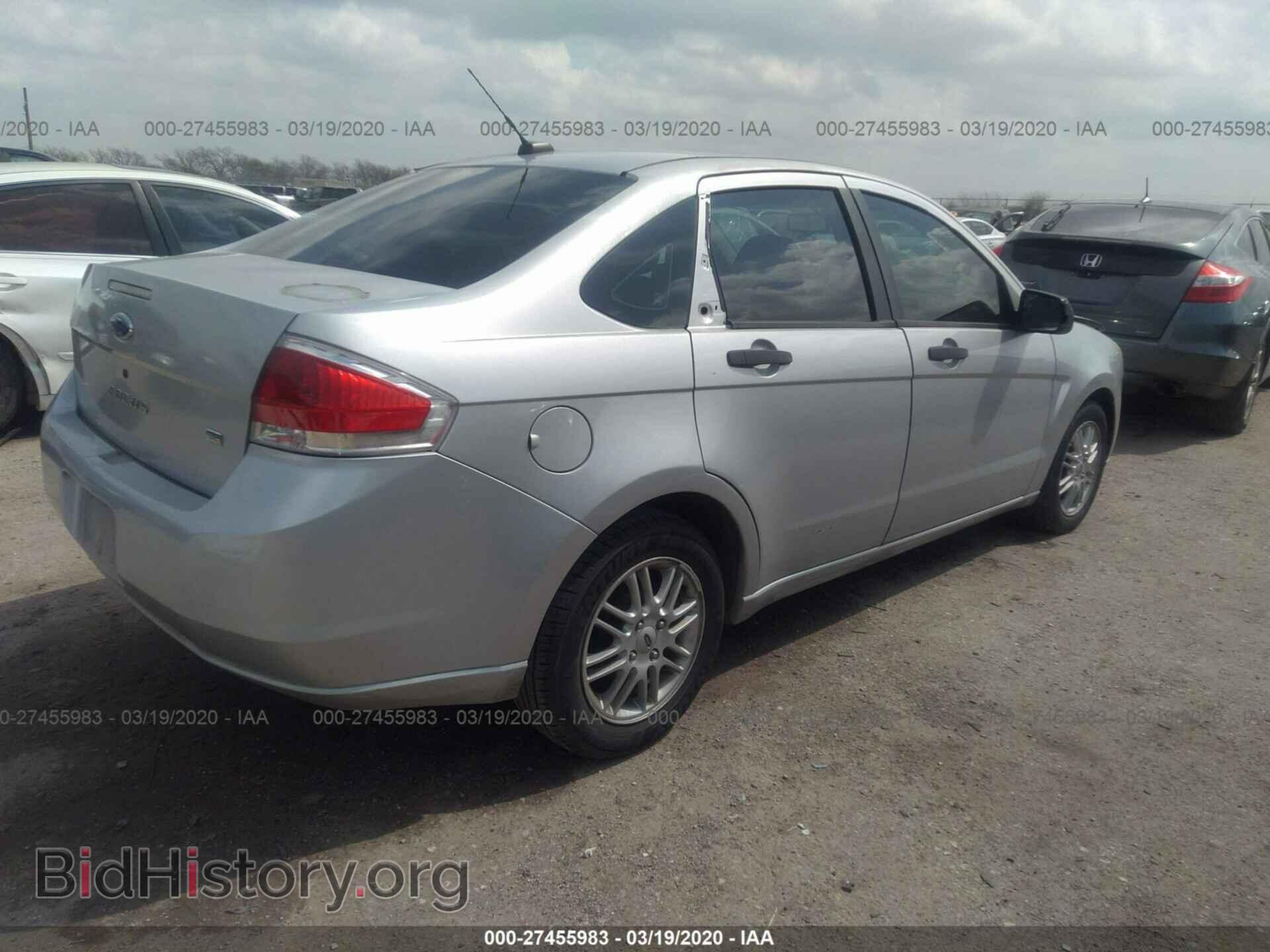 2009 FORD FOCUS - VIN: 1FAHP35N49W123417 - Фото 4