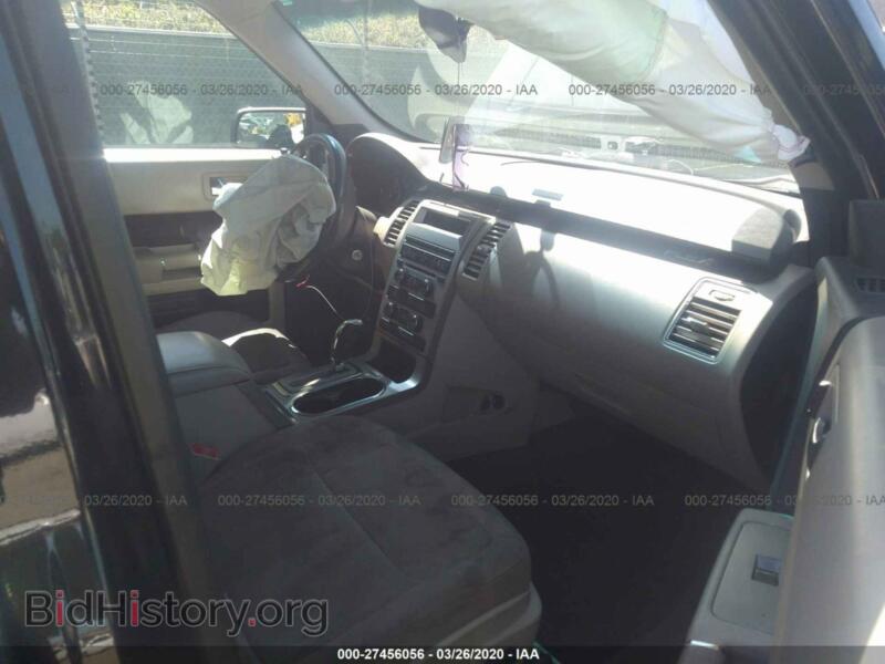 2011 Ford FLEX (VIN 2FMGK5CC7BBD33367) — photo 5 of 11