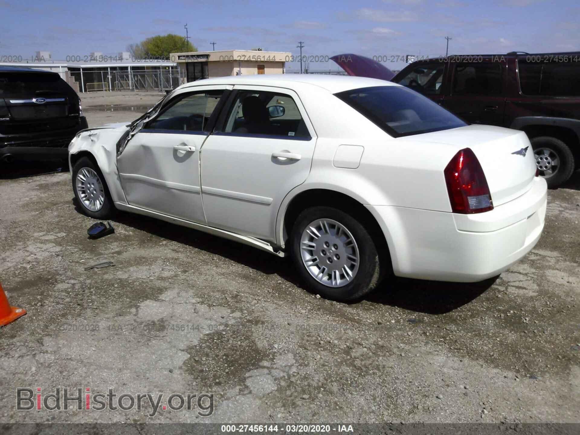 2005 CHRYSLER 300 - VIN: 2C3JA43R05H559039 - Фото 3