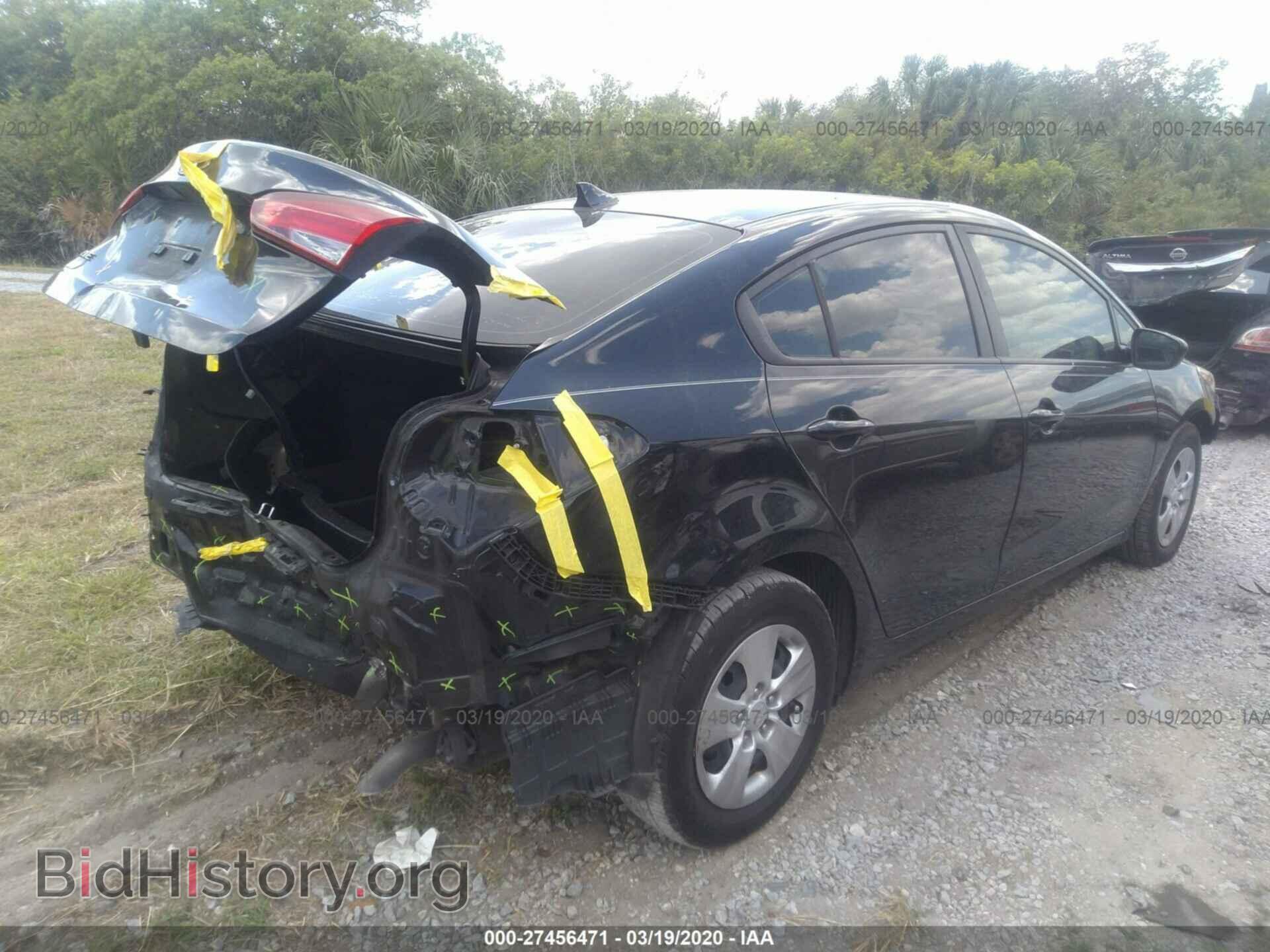 2017 KIA FORTE - VIN: 3KPFK4A75HE089901 - Photo 4