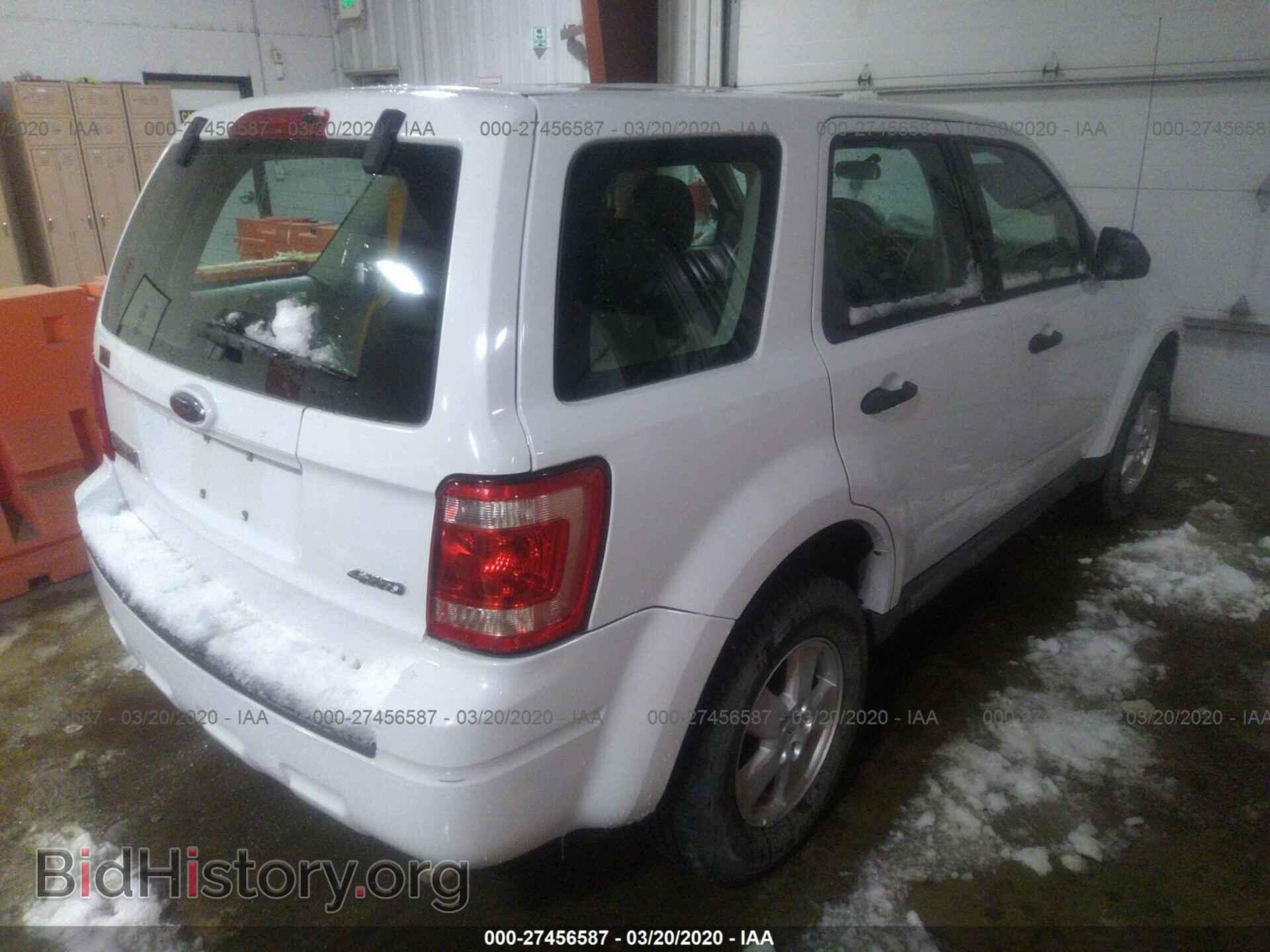 2009 FORD ESCAPE - VIN: 1FMCU92779KA28830 - Фото 4