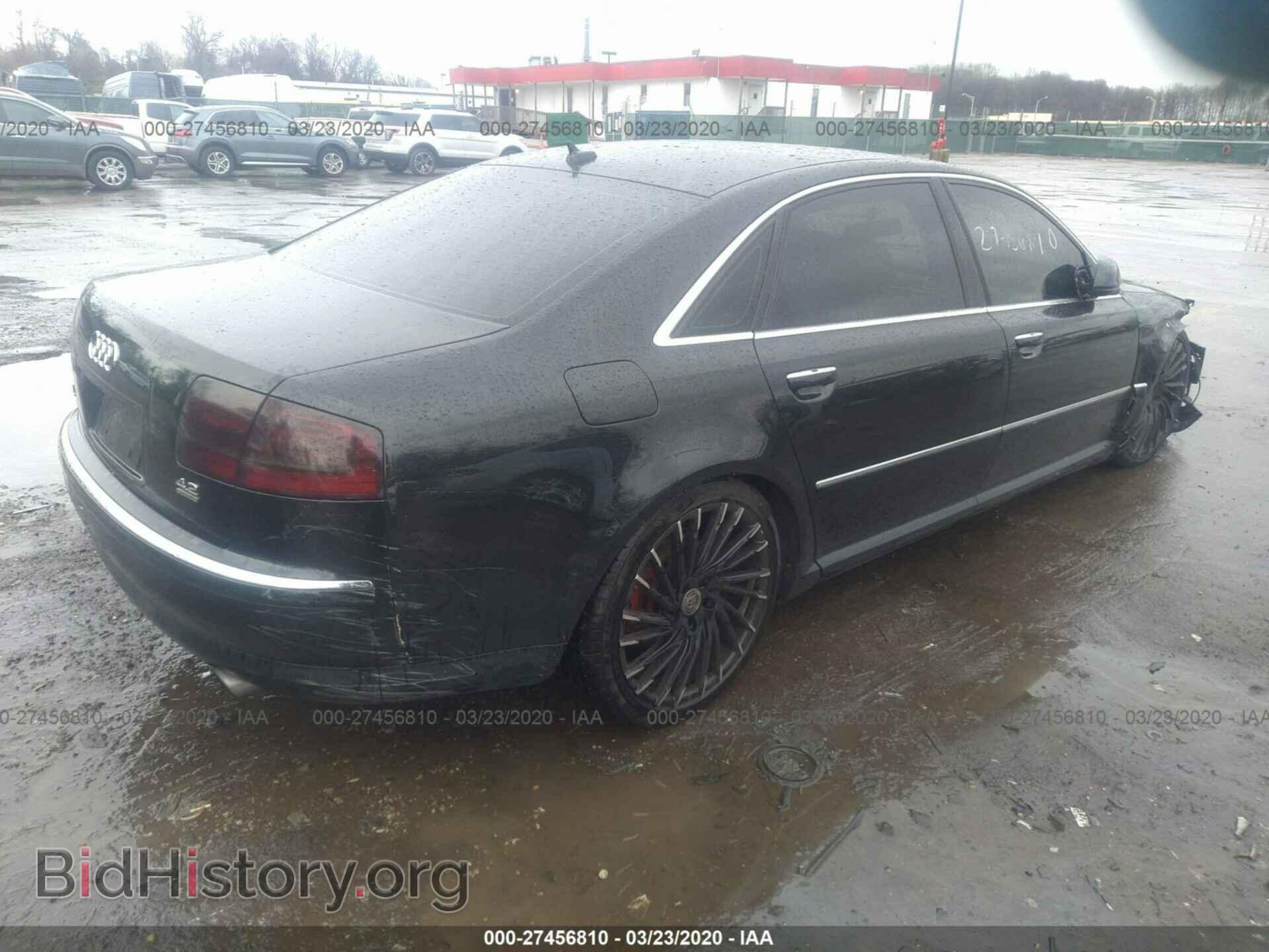 2010 AUDI A8 - VIN: WAURVAFA1AN008642 - Photo 4