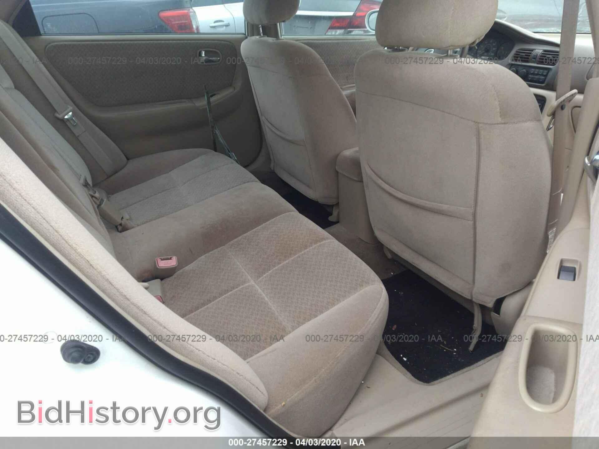 2001 MAZDA 626 - VIN: 1YVGF22C815212773 - Фото 8