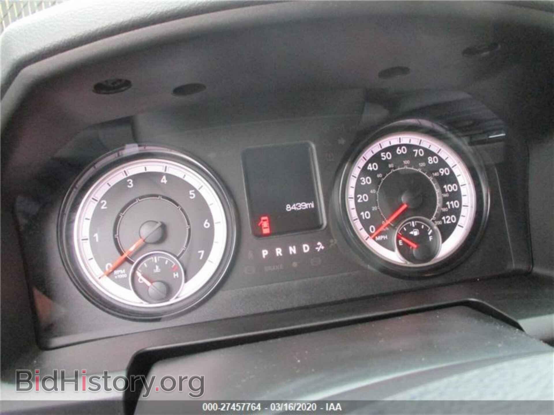 2019 RAM 1500 CLASSIC - VIN: 3C6RR7LT5KG695979 - Фото 2