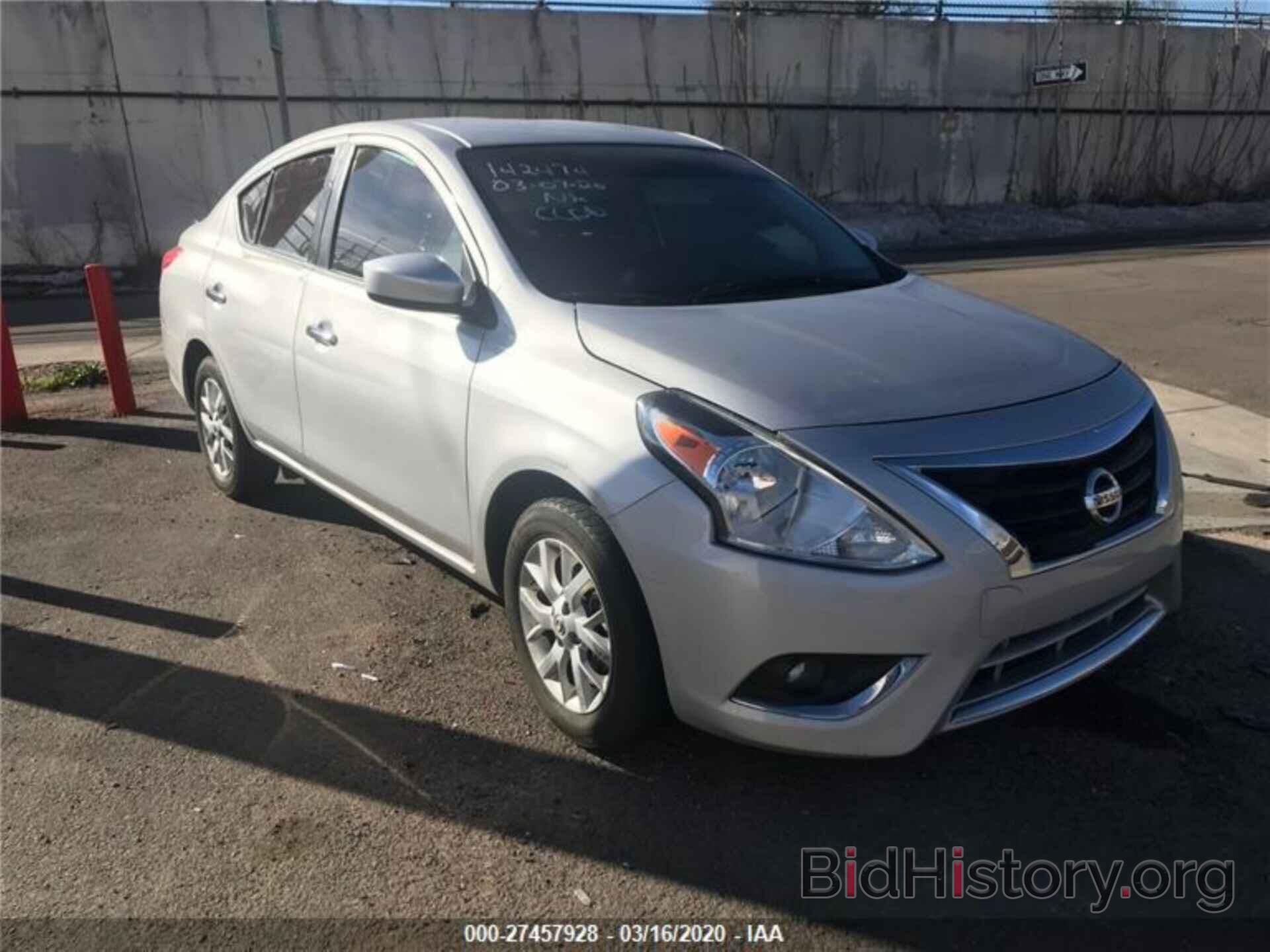 Photo 3N1CN7AP1JL843778 - NISSAN VERSA 2018