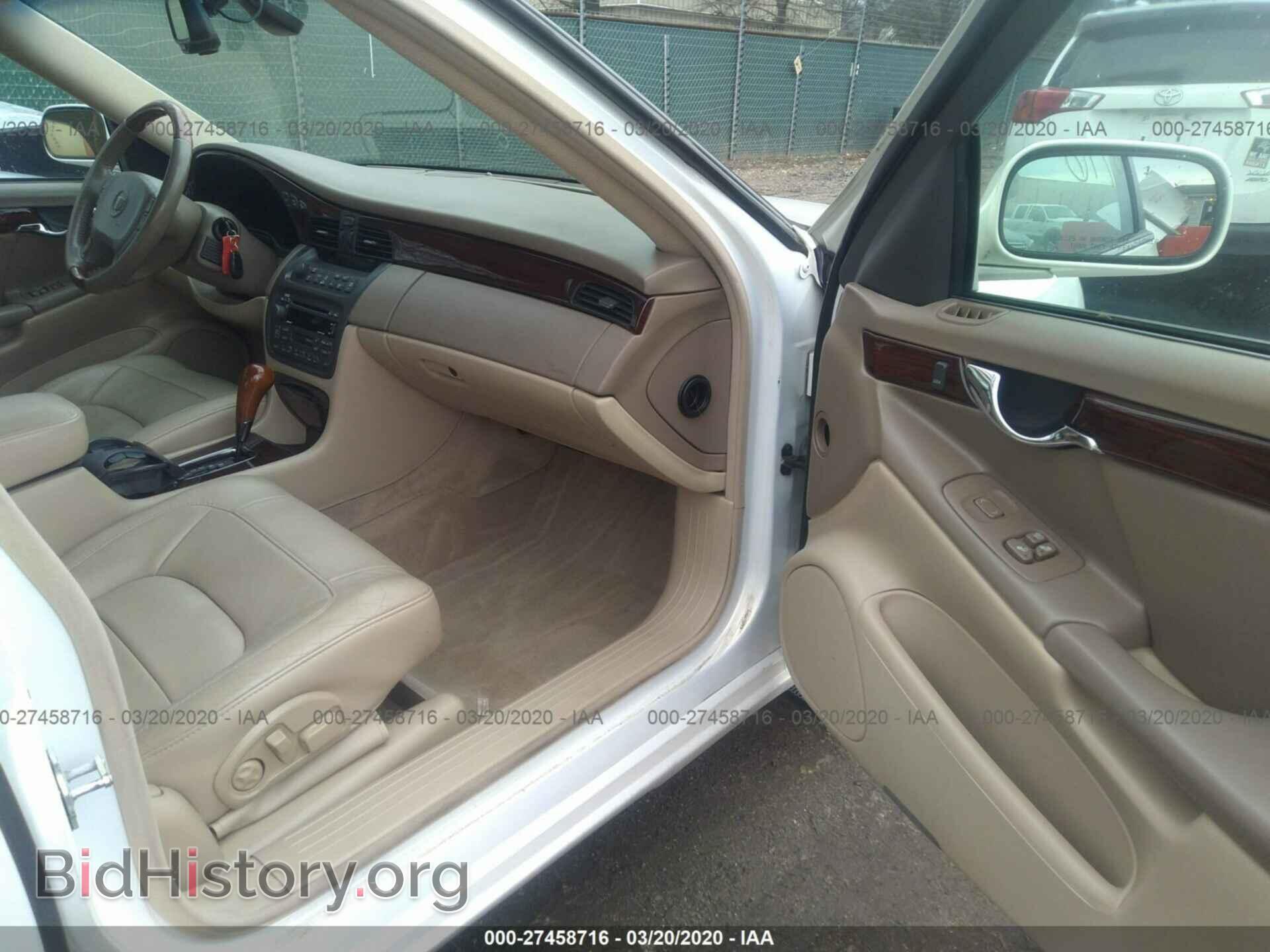 2004 CADILLAC DEVILLE - VIN: 1G6KF57924U214742 - Photo 5