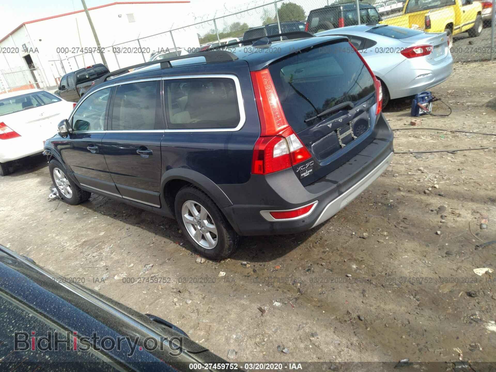 2011 VOLVO XC70 - VIN: YV4952BL2B1112787 - Фото 3