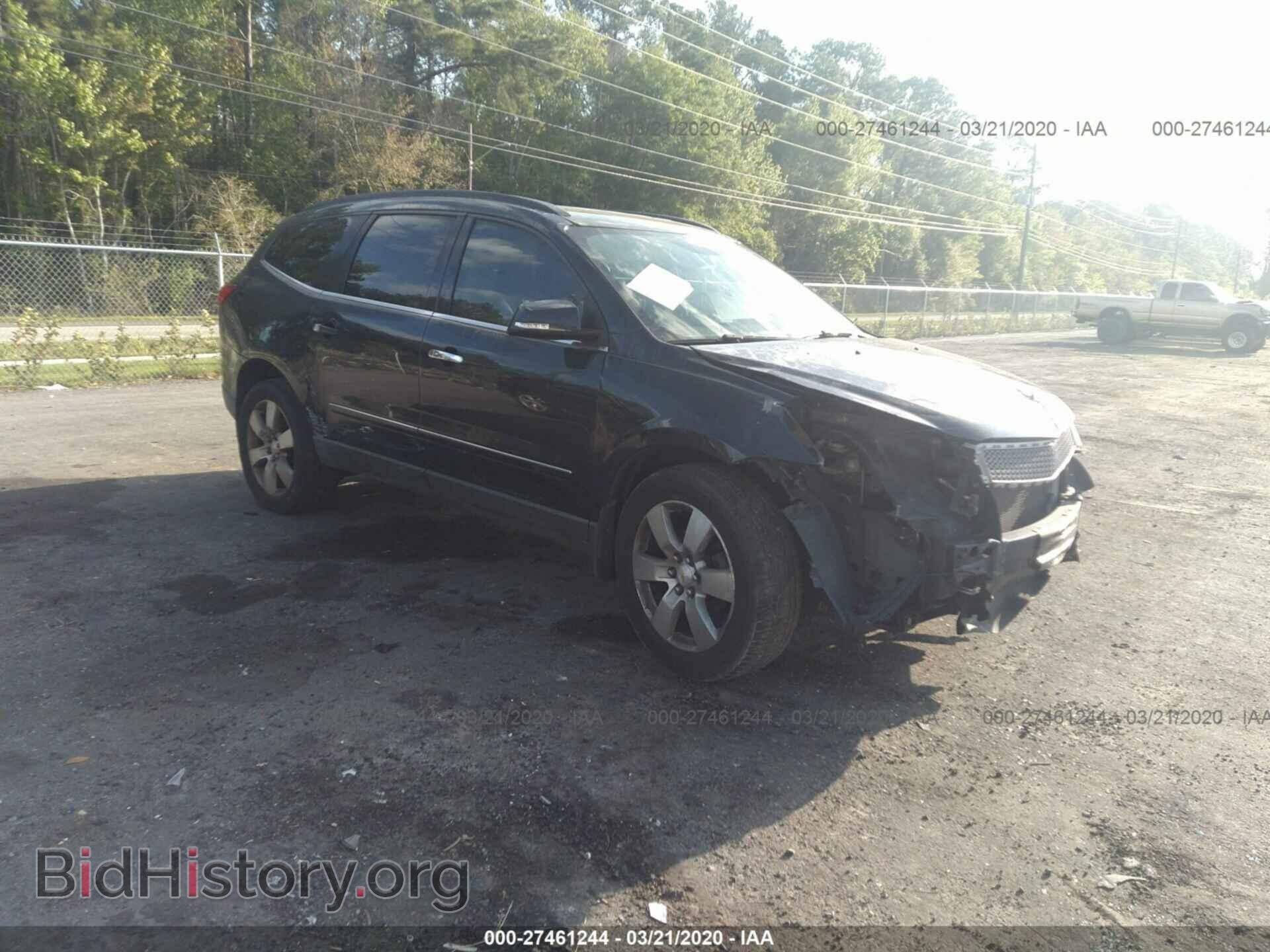 Фотография 1GNKRLED5BJ410485 - CHEVROLET TRAVERSE 2011
