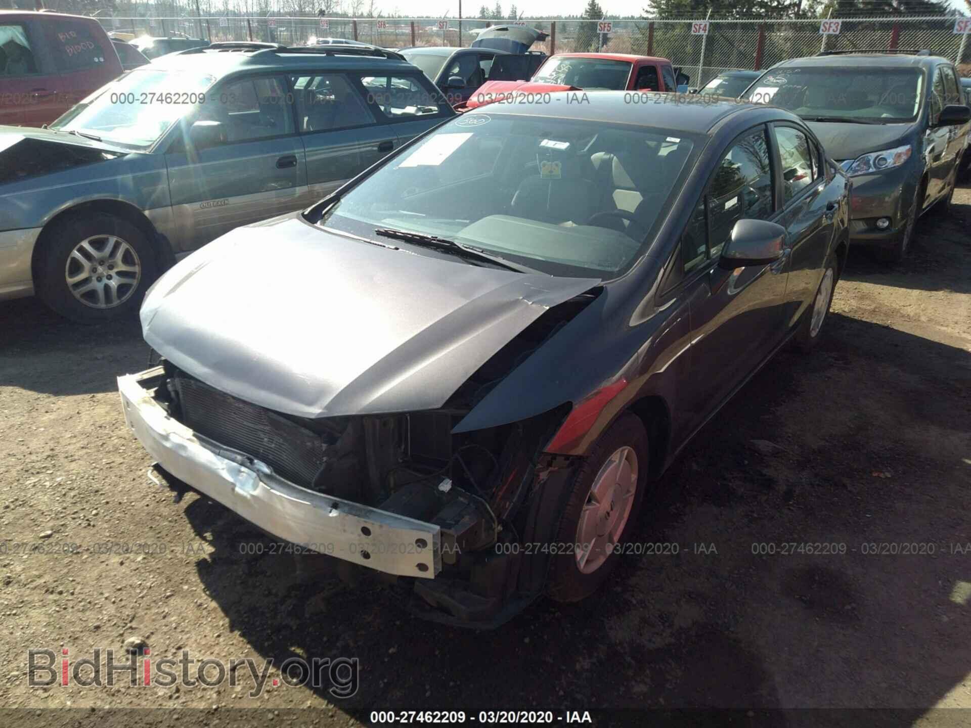 2013 HONDA CIVIC - VIN: 2HGFB2F6XDH585653 - Фото 2