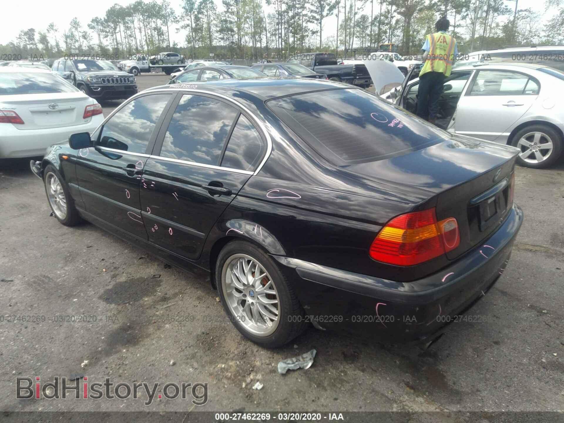 2003 BMW 330 - VIN: WBAEV53433KM29092 - Фото 3