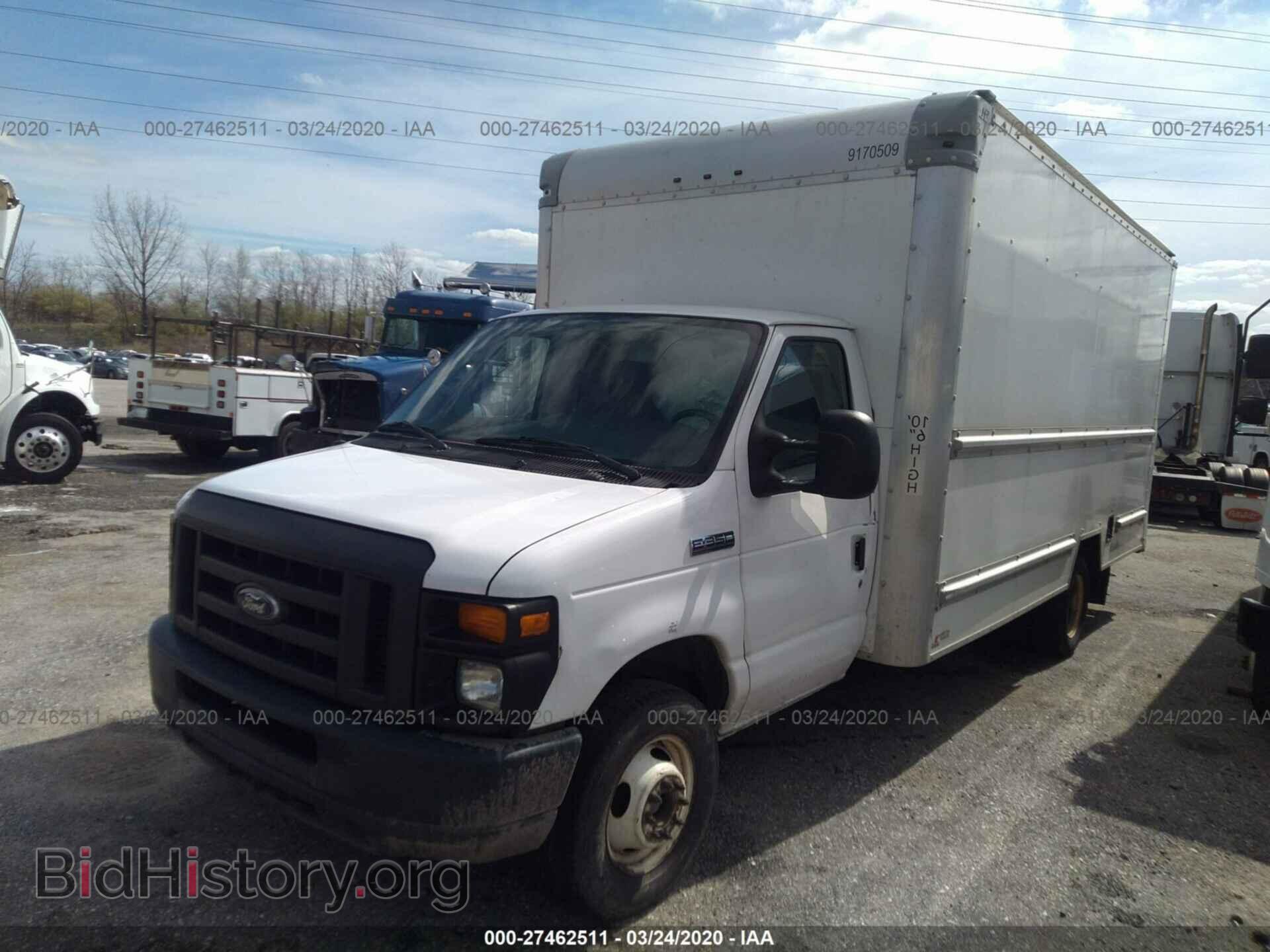 2015 FORD ECONOLINE - VIN: 1FDWE3FS3FDA21508 - Фото 2