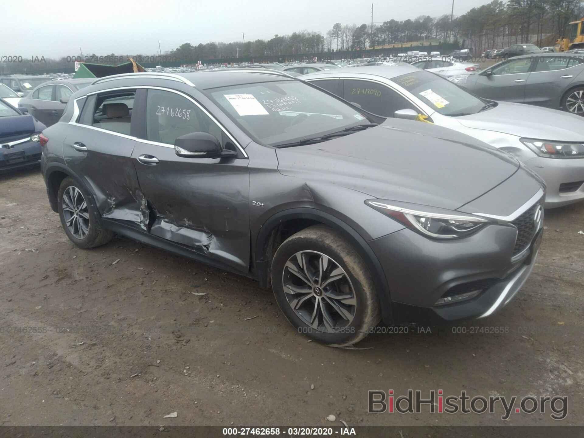 Фотография SJKCH5CR9HA017010 - INFINITI QX30 2017