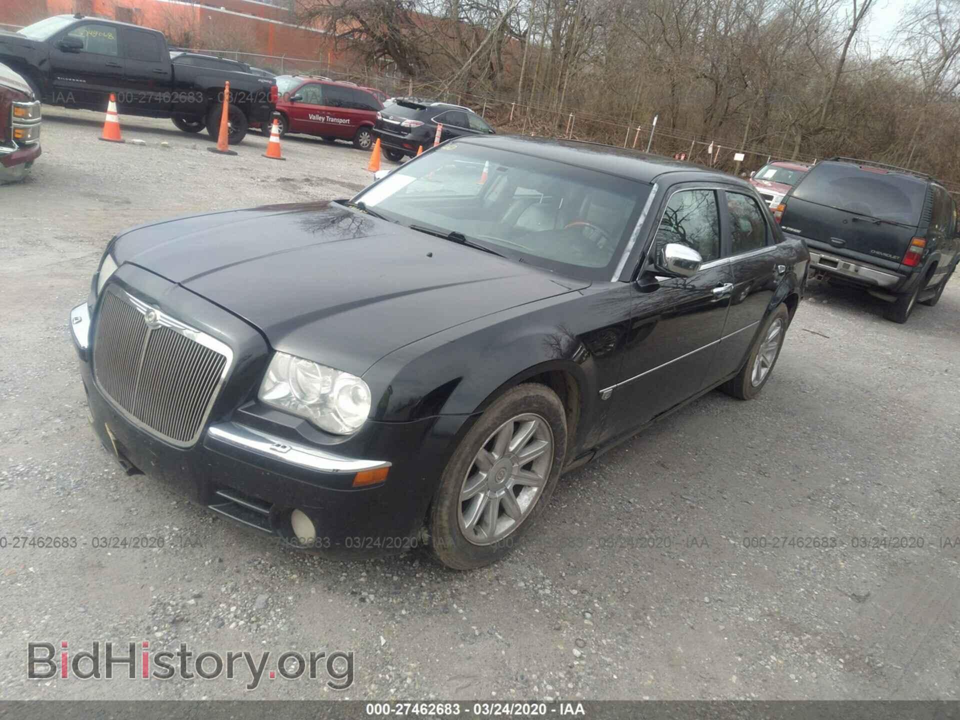 2005 CHRYSLER 300C - VIN: 2C3AA63H35H532517 - Фото 2