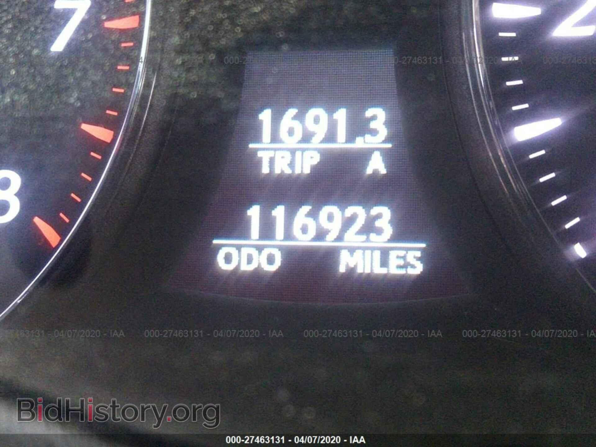 2009 LEXUS LS - VIN: JTHCL46F495000136 - Фото 7