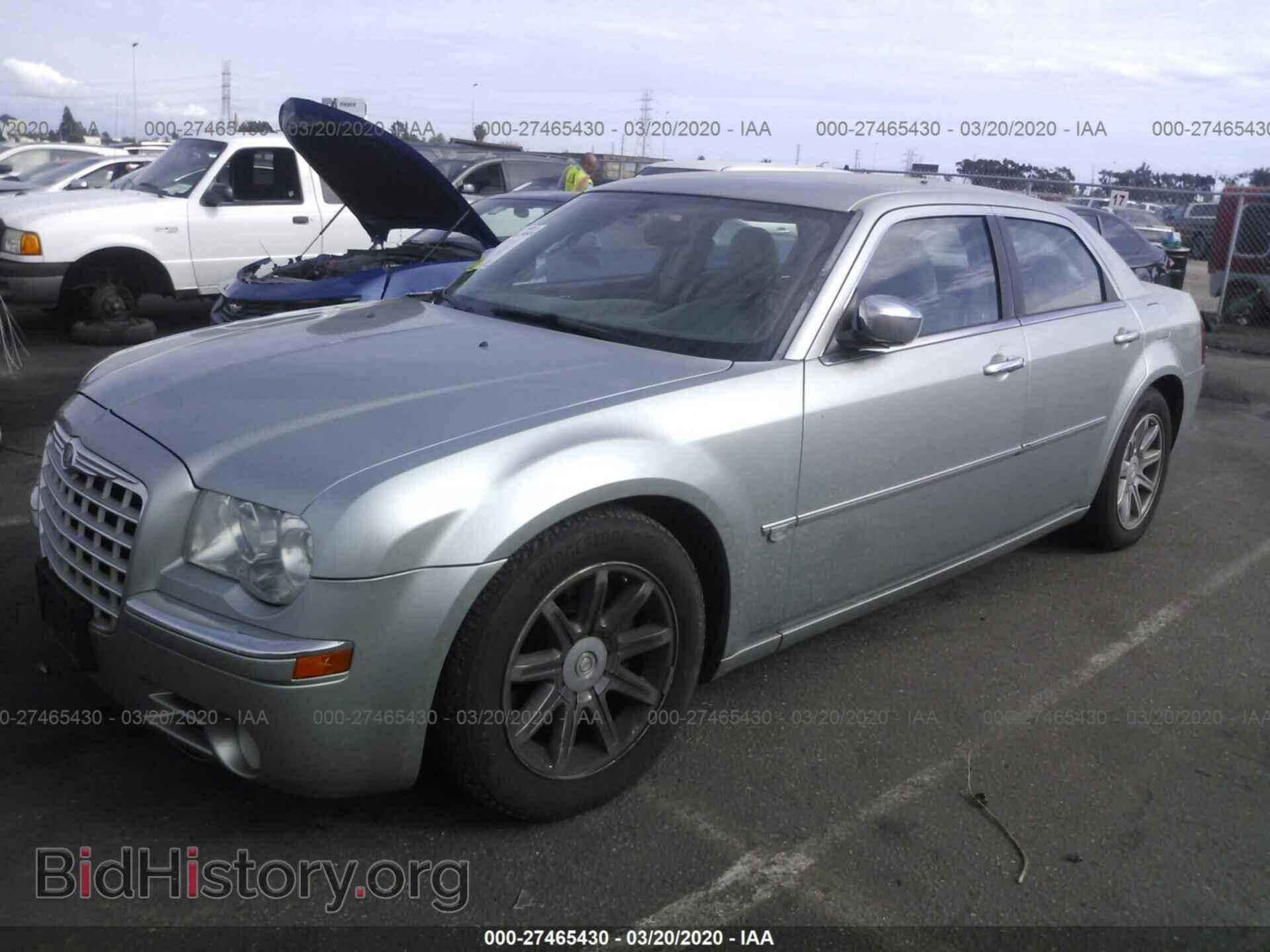 2005 CHRYSLER 300C - VIN: 2C3AA63H15H172597 - Фото 2