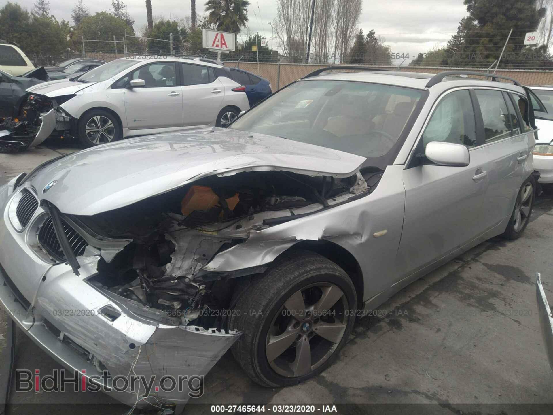 2007 BMW 530 - VIN: WBANN73537CN03695 - Фото 2