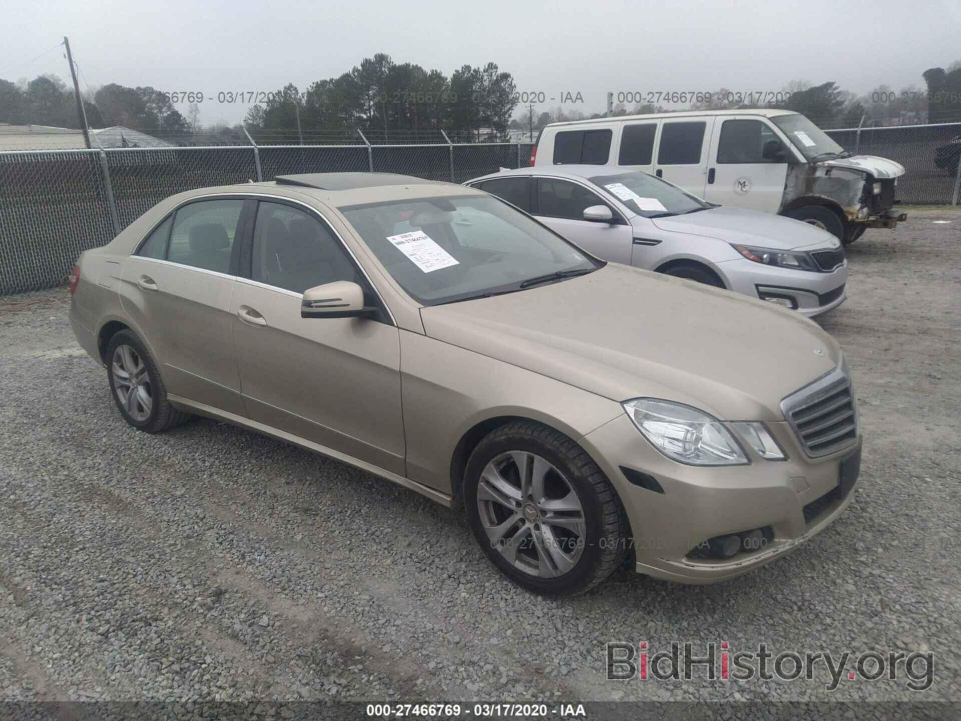 Photo WDDHF8HB9AA096038 - MERCEDES-BENZ E 2010