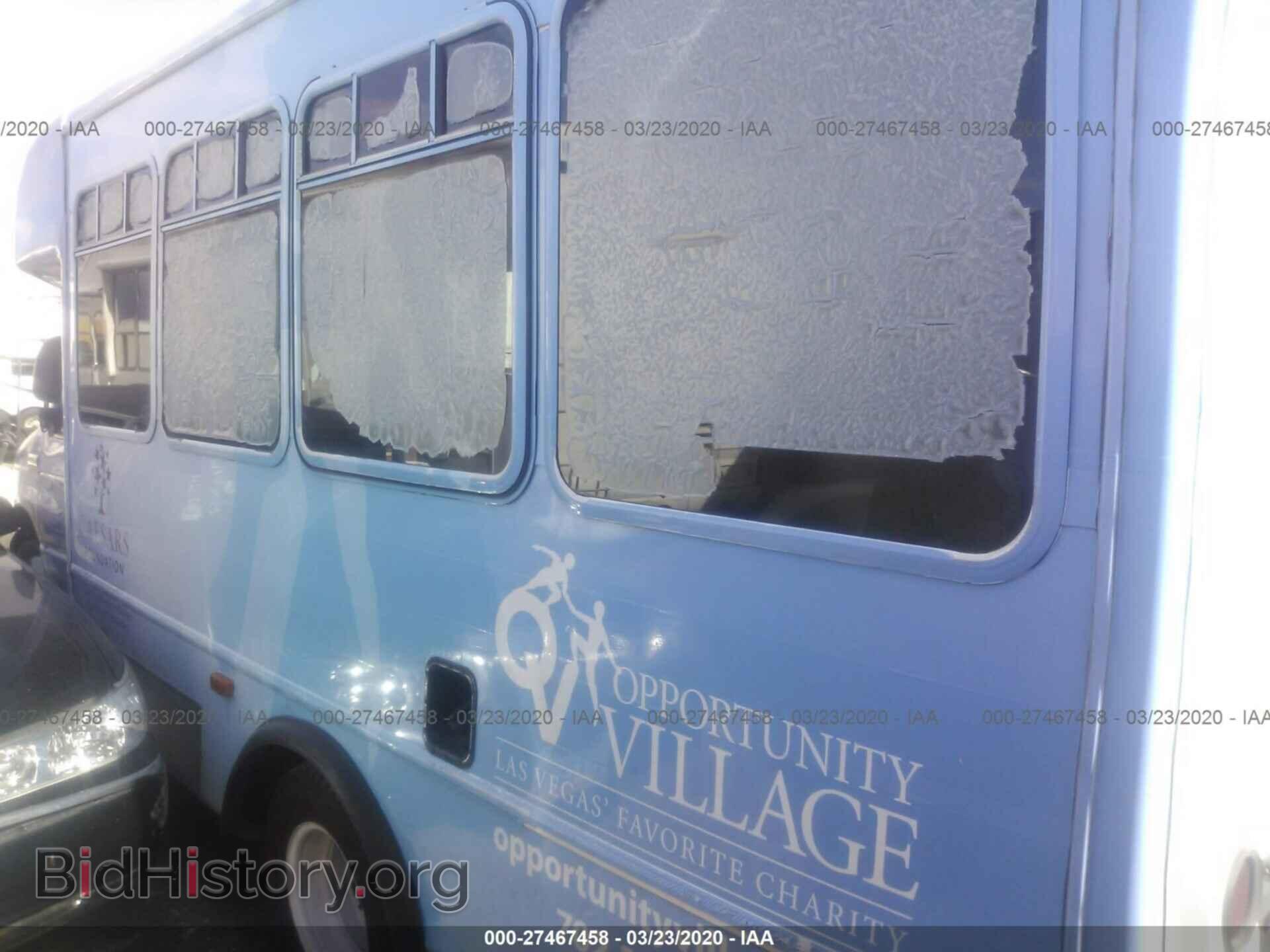 2006 FORD ECONOLINE - VIN: 1FDXE45S96DA02487 - Фото 3