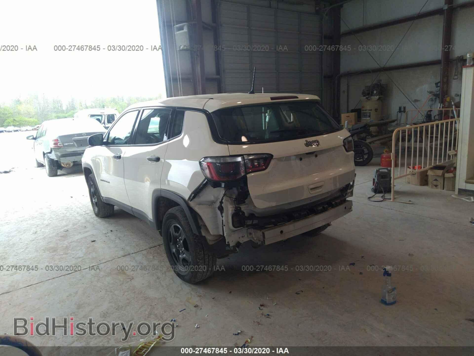 2018 JEEP COMPASS - VIN: 3C4NJCAB5JT263321 - Фото 3