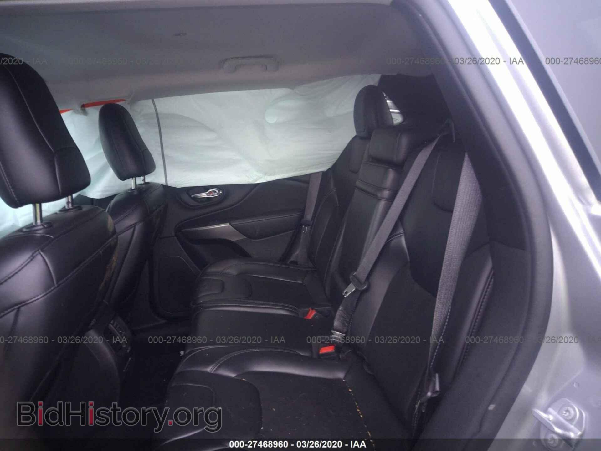 2019 JEEP CHEROKEE - VIN: 1C4PJLLB3KD202515 - Photo 8
