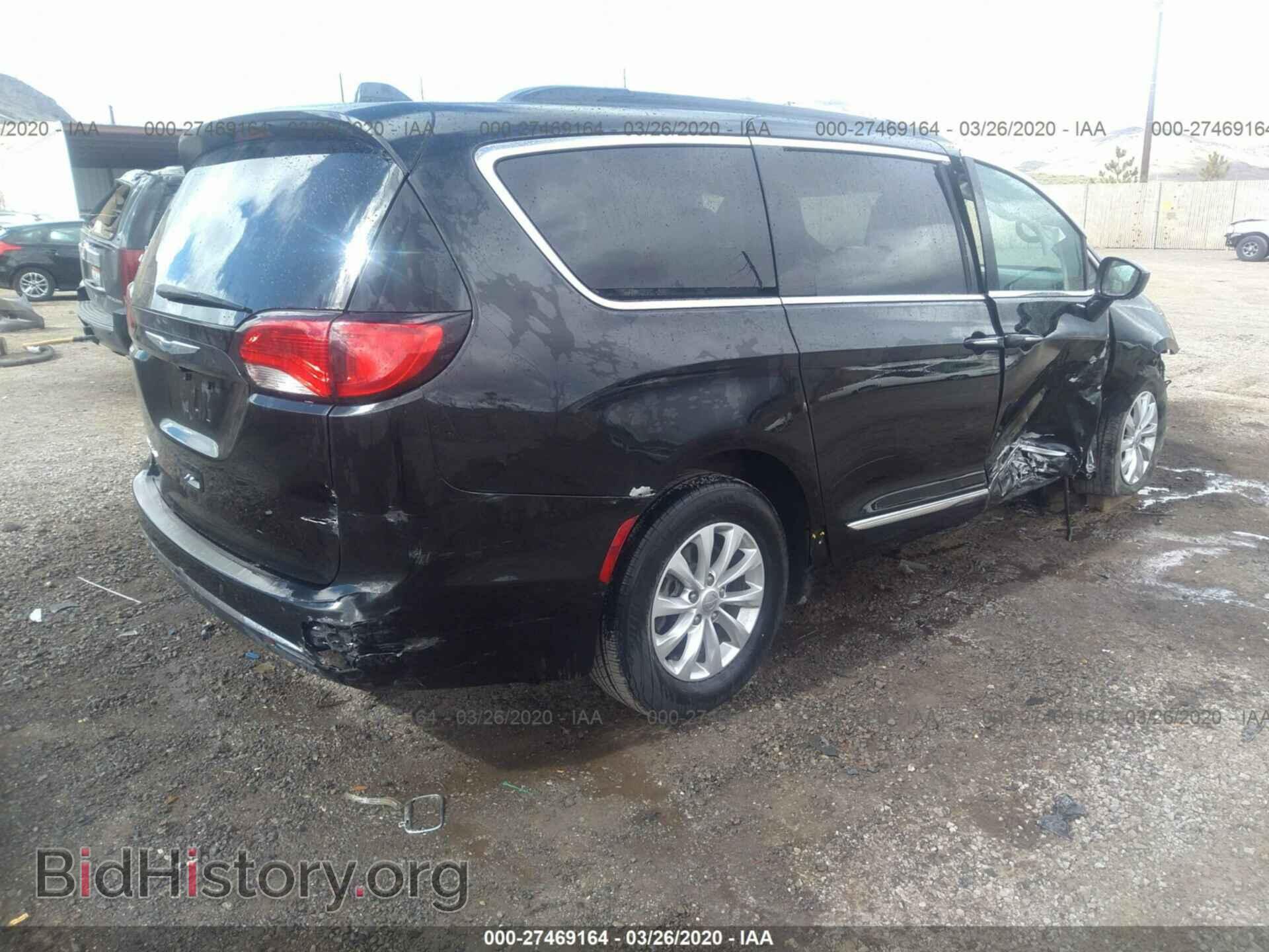 2017 CHRYSLER PACIFICA - VIN: 2C4RC1BGXHR677735 - Фото 4